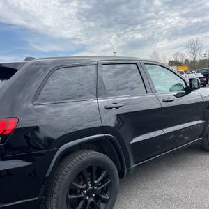 JEEP GRAND CHEROKEE LAREDO X - 9