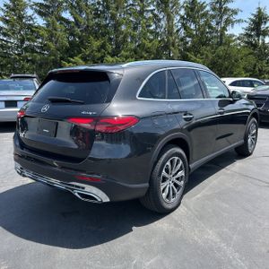2026 Mercedes-BENZ GLC photo 8