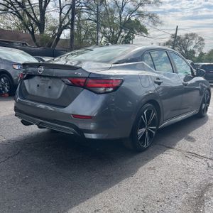 NISSAN SENTRA SR - 8