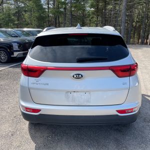 KIA SPORTAGE EX - 7