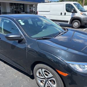 2017 Honda CIVIC LX 缩略图 13