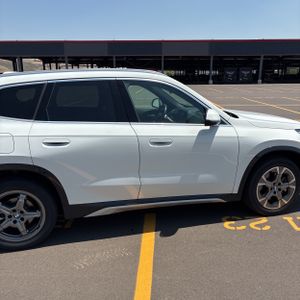 2025 BMW X1 XDRIVE28I — миниатюра 11
