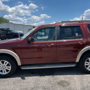 FORD EXPLORER EDDIE BAUER - 4
