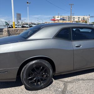 DODGE CHALLENGER - 9