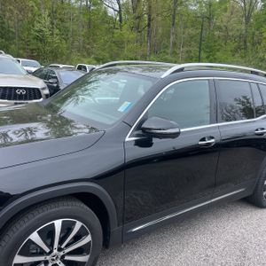 MERCEDES-BENZ GLB - 2