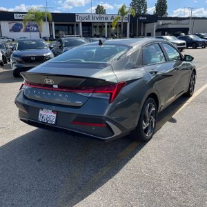 HYUNDAI ELANTRA HYBRID SEL SPORT - 8