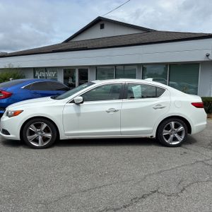 صورة 3 لـ 2013 Acura ILX 2.0L W/TECH
