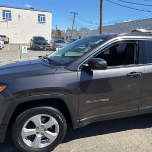 JEEP COMPASS LATITUDE - 2