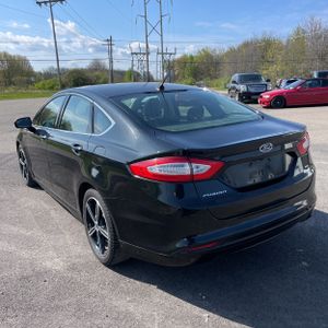 FORD FUSION SE - 5