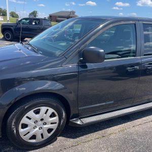 2018 Dodge GRAND CARAVAN SE 照片 2