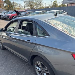 VOLKSWAGEN JETTA SE - 6