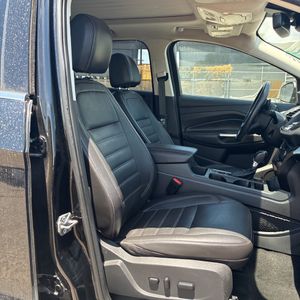 صورة مصغرة 33 لـ 2017 FORD ESCAPE TITANIUM