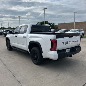 TOYOTA TUNDRA - 4