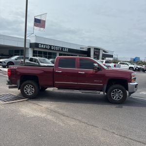 CHEVROLET SILVERADO - 10