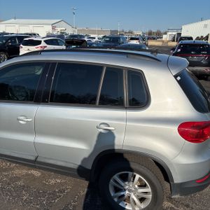 VOLKSWAGEN TIGUAN 2.0T S 4MOTION - 6