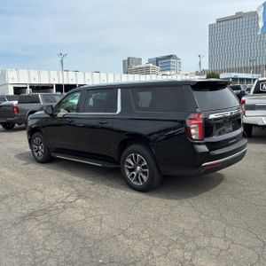 CHEVROLET SUBURBAN LT - 5