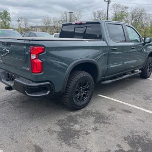 CHEVROLET SILVERADO 1500 ZR2 - 8