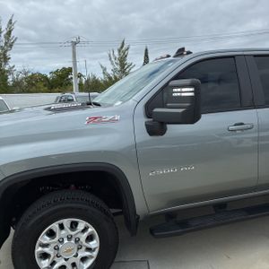 CHEVROLET SILVERADO 2500HD LT - 2