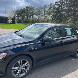 VOLKSWAGEN JETTA R-LINE - 2