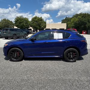 2021 ALFA Romeo STELVIO TI SPORT 照片 3