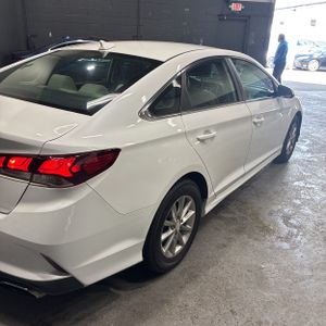 HYUNDAI SONATA SE - 8