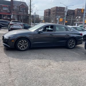 HYUNDAI SONATA SEL - 3