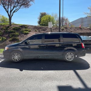 DODGE GRAND CARAVAN SXT - 3
