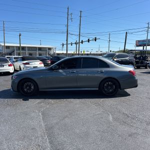 MERCEDES-BENZ E-CLASS AMG - 3