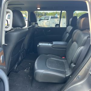 صورة مصغرة 33 لـ 2016 Infiniti QX80 BASE