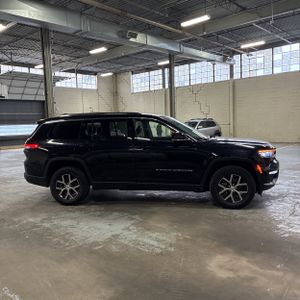 JEEP GRAND CHEROKEE L LIMITED - 10