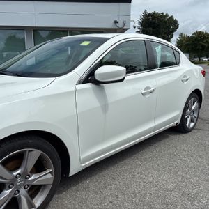 صورة 2 لـ 2013 Acura ILX 2.0L W/TECH