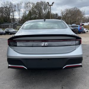 HYUNDAI SONATA HYBRID BLUE - 7