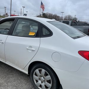 HYUNDAI ELANTRA GLS - 6