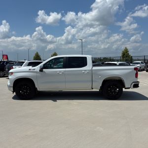 2025 Chevrolet SILVERADO 1500 LT — фото 3