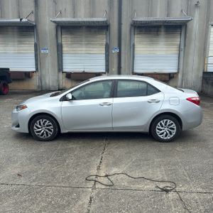 2018 Toyota COROLLA LE 照片 3