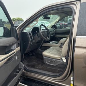 صورة مصغرة 31 لـ 2018 FORD EXPEDITION XLT