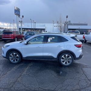 FORD ESCAPE PLATINUM - 3