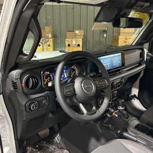 2025 JEEP GLADIATOR RUBICON — миниатюра 36