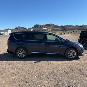 CHRYSLER PACIFICA TOURING L PLUS - 10