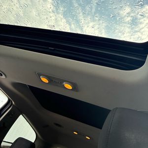 2010 Chevrolet TRAVERSE LT photo 65