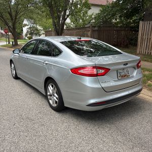 2015 FORD FUSION SE photo 5