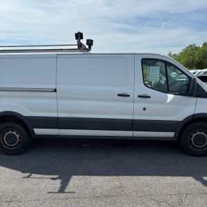 FORD TRANSIT 250 - 10