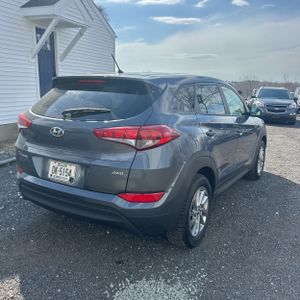 HYUNDAI TUCSON SE - 8
