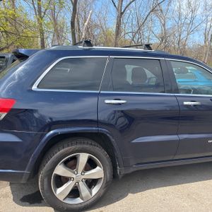 JEEP GRAND CHEROKEE OVERLAND - 9