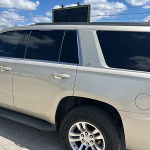 CHEVROLET TAHOE LS - 6