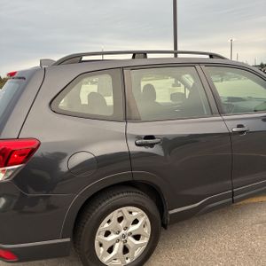 صورة 9 لـ 2019 Subaru FORESTER BASE