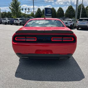 صورة 7 لـ 2021 Dodge CHALLENGER GT