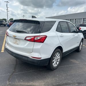 CHEVROLET EQUINOX LS - 8