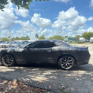 DODGE CHALLENGER GT - 3