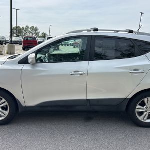 HYUNDAI TUCSON GLS - 4